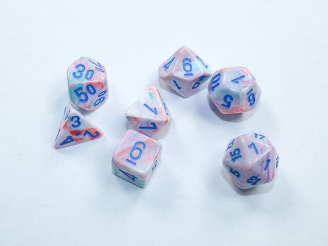 Chessex | Mini-hedral Dice Set | Acrylic | Festive Pop Art/blue (CHX 20544)