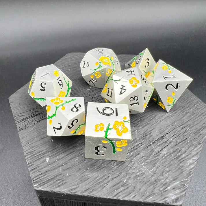 Polyhedral Dice Set | Metal | "Plum Blossom" - Silver and Yellow | Set of 7 (D0264)