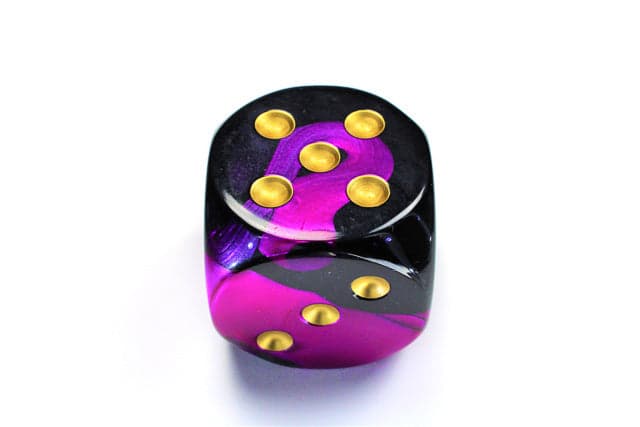 Chessex | 50mm d6 | Acrylic | Gemini Black-Purple/gold (CHX DG5040)