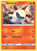 Larvesta 034/236 (SM - Cosmic Eclipse) 