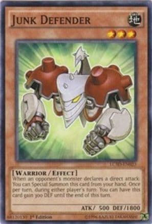 Junk Defender [LC5D-EN023] Common