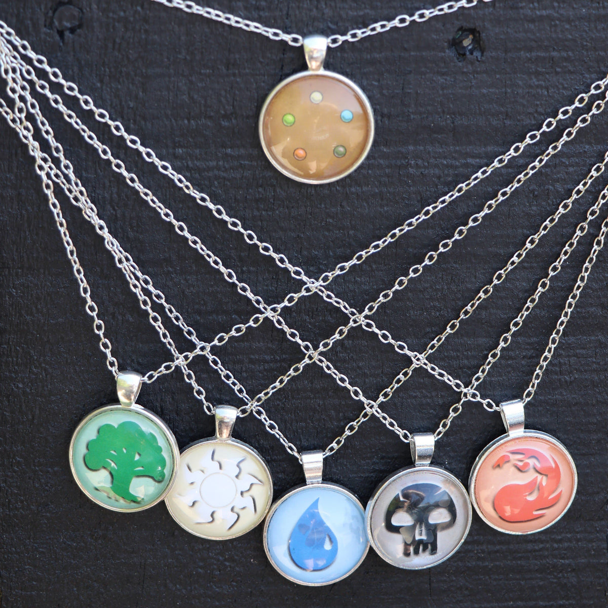 Magic: the Gathering Mana Pendant